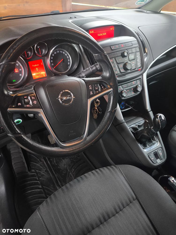 Opel Zafira 1.4 T Cosmo - 10