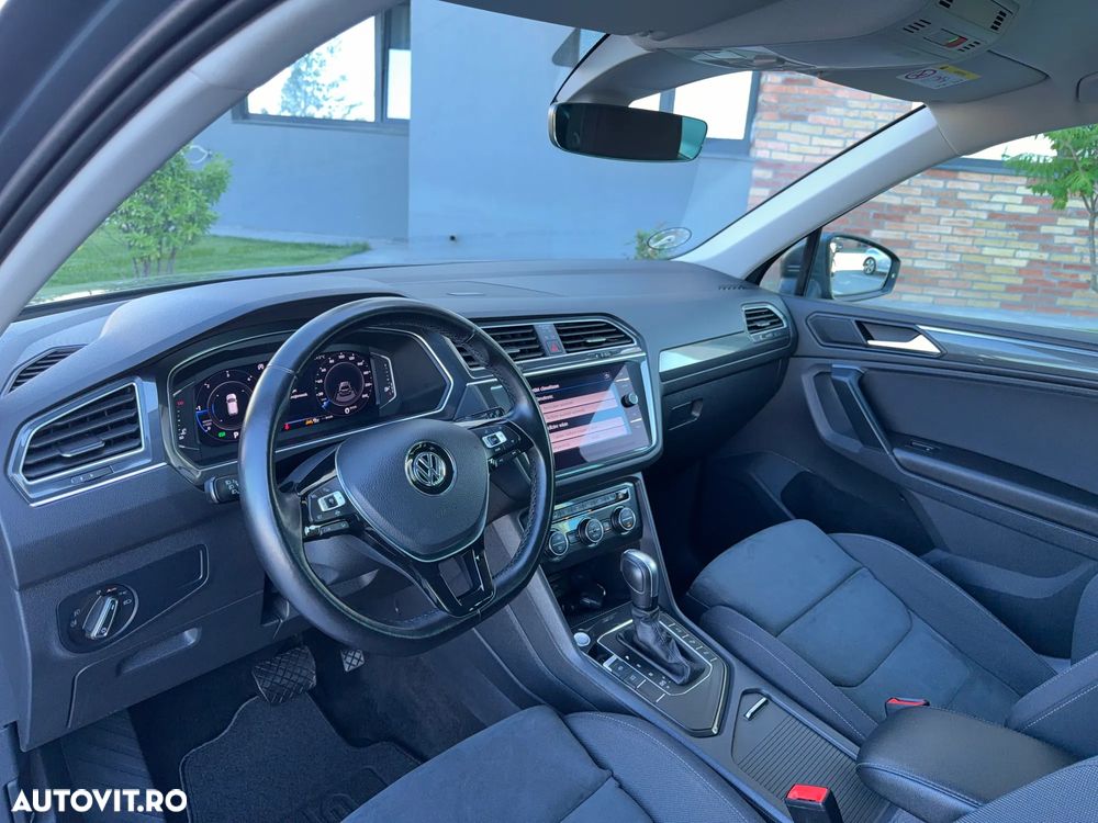 Volkswagen Tiguan - 10