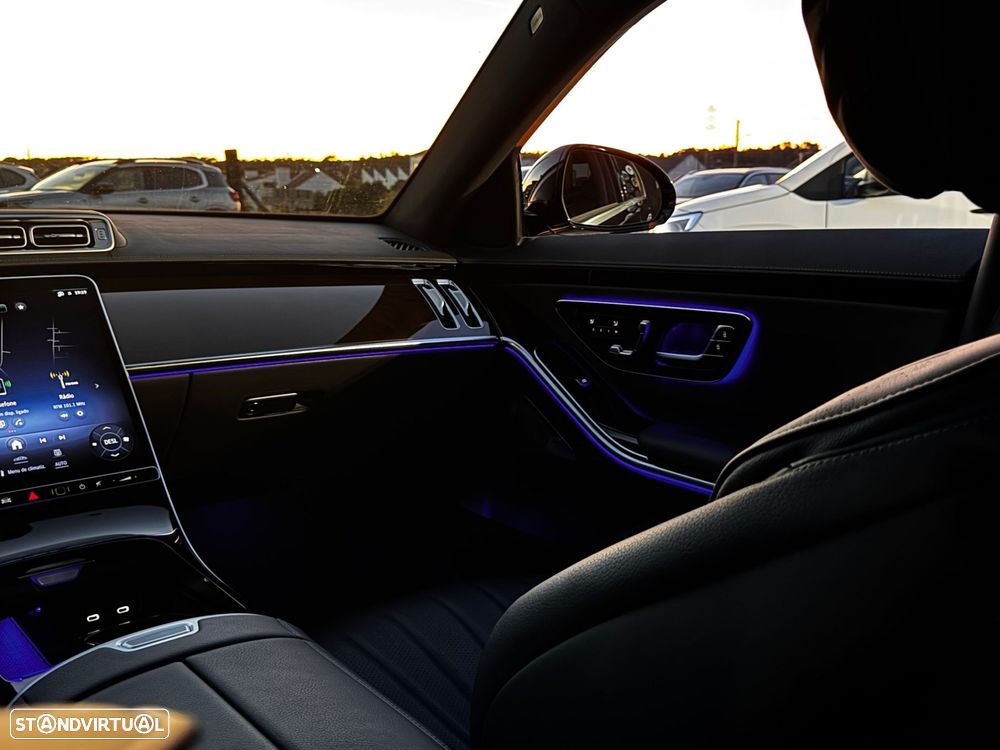 Mercedes-Benz S 580 e - 36