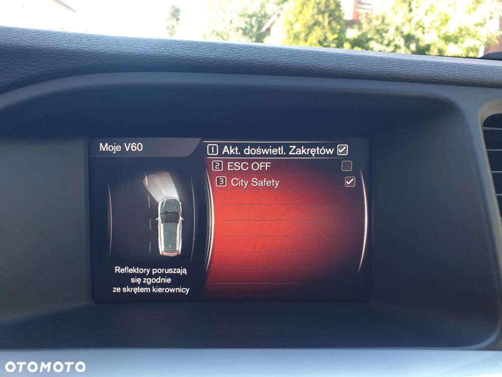 Volvo V60 D3 Geartronic Summum - 25