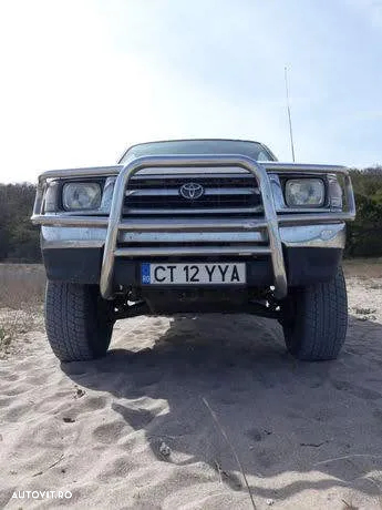 Toyota Hilux - 11