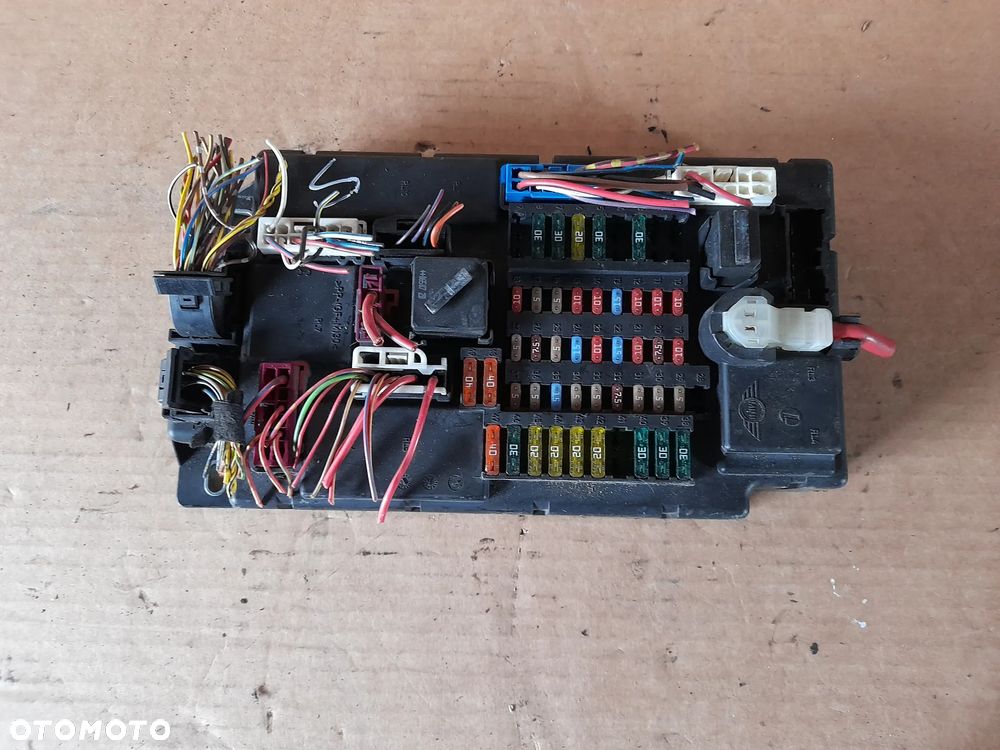 Moduł BSI skrzynka bezpieczników Mini Cooper R56 1.6 - 1