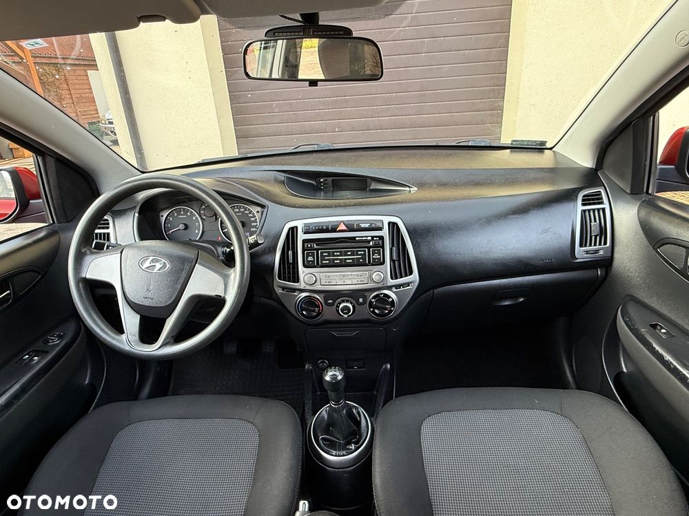 Hyundai i20 - 10