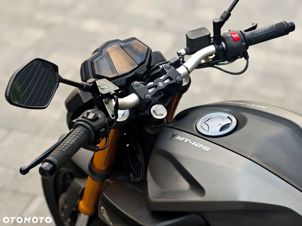Yamaha MT - 5