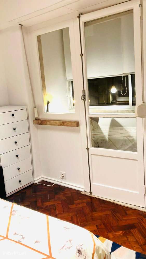 Quarto - localizado em Alvalade Lisbon - Grande imagem: 5/31