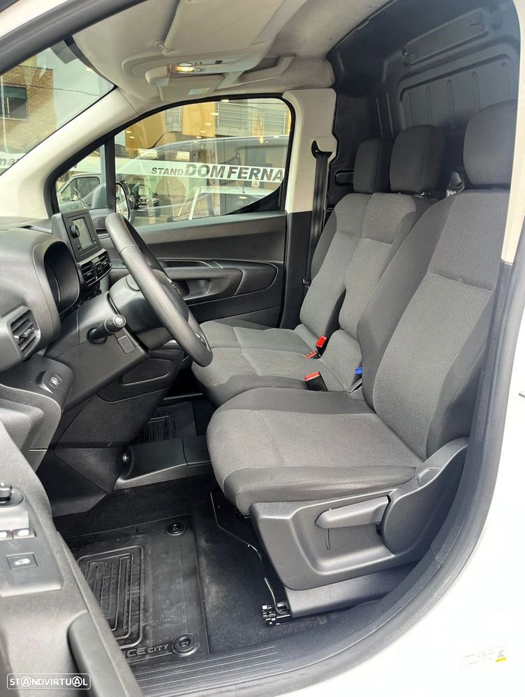 Toyota Proace City 1.5D L2h2 Longa Nacional - 26