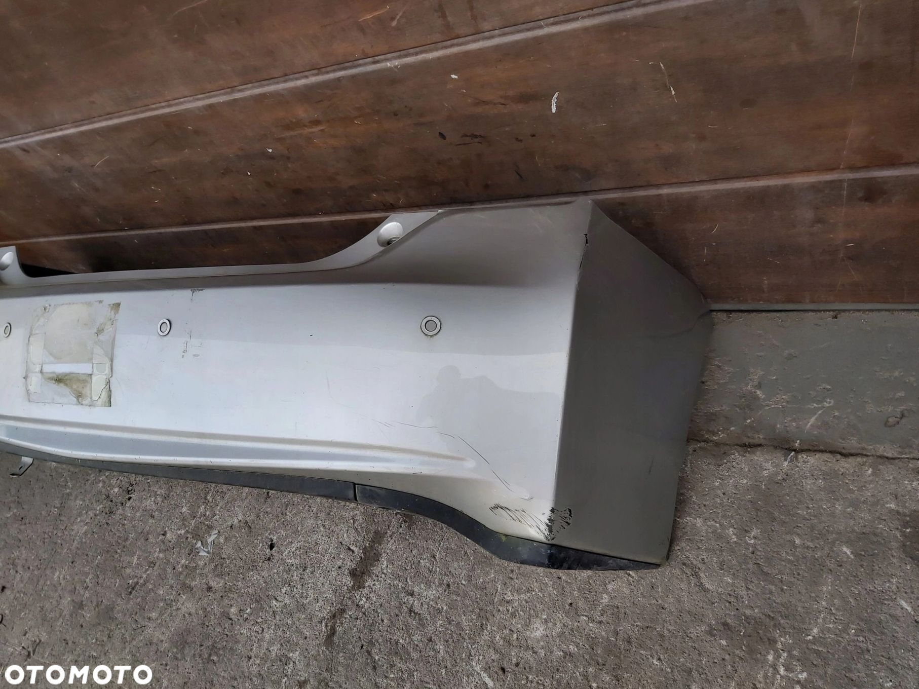 Toyota Prius III zderzak tył tylny dokładka zderzaka spoiler tył PDC - 3