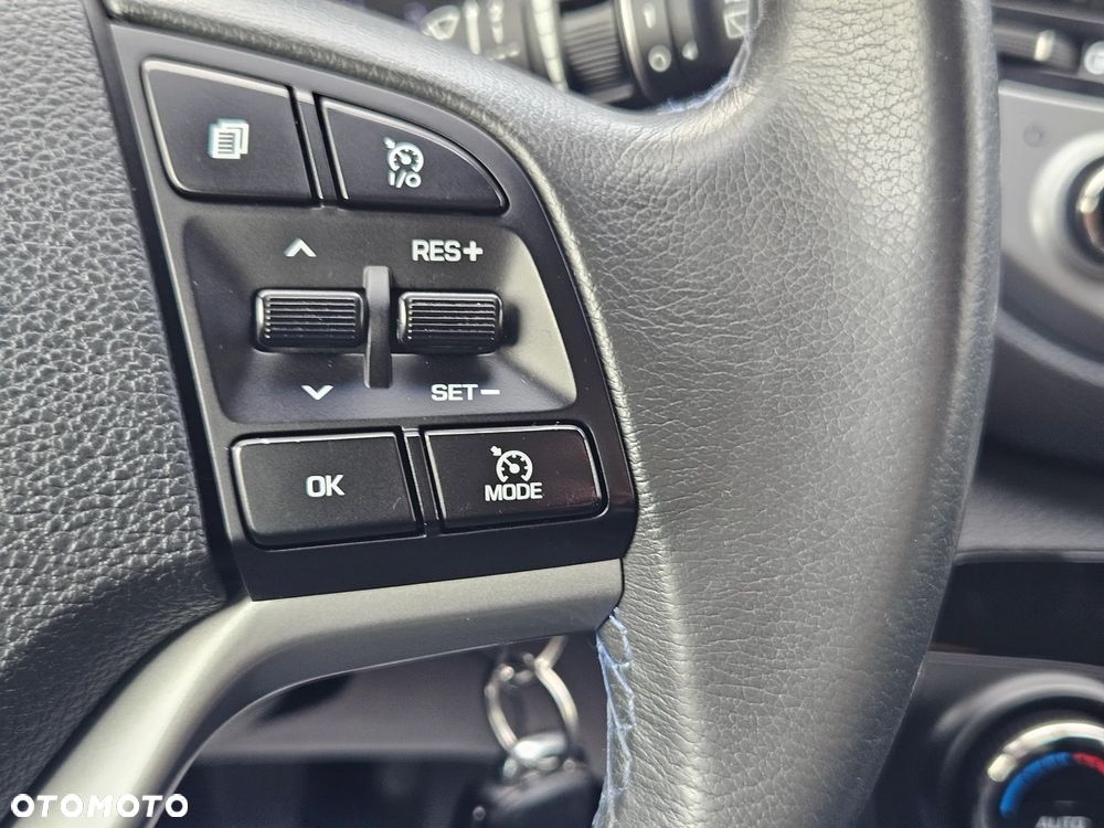 Hyundai Tucson 1.6 GDI BlueDrive Style 2WD - 30