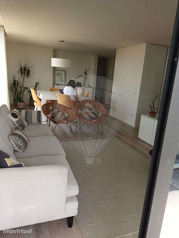 Apartamento T3 para arrendamento - Grande imagem: 2/11