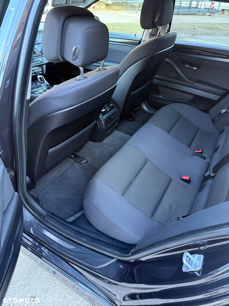 BMW Seria 5 520d - 10