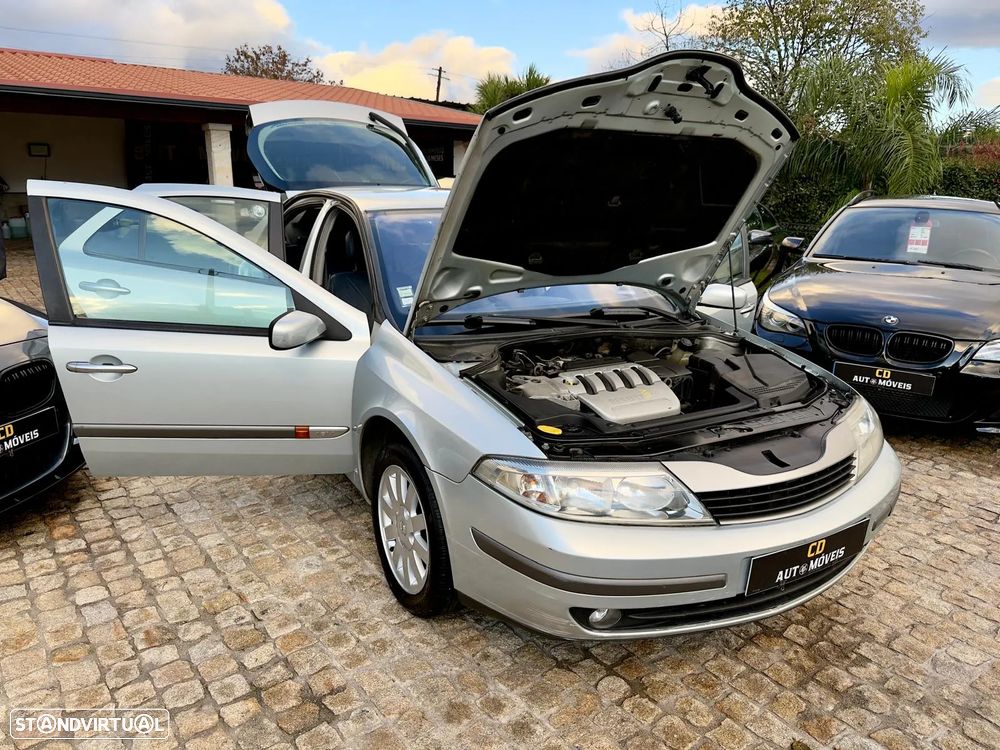 Renault Laguna 1.6 Expression - 26