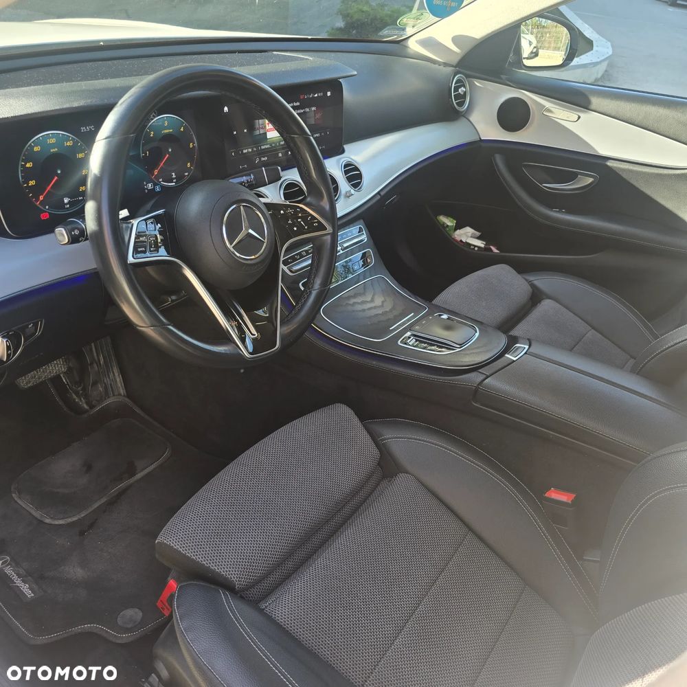 Mercedes-Benz Klasa E 220 d 4-Matic Avantgarde - 5