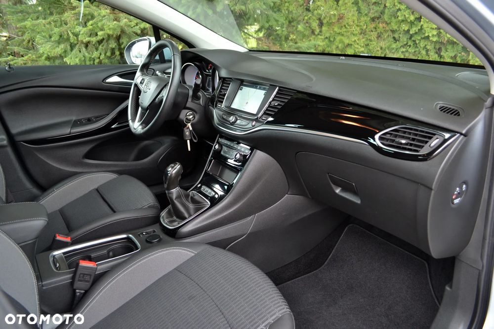 Opel Astra - 23