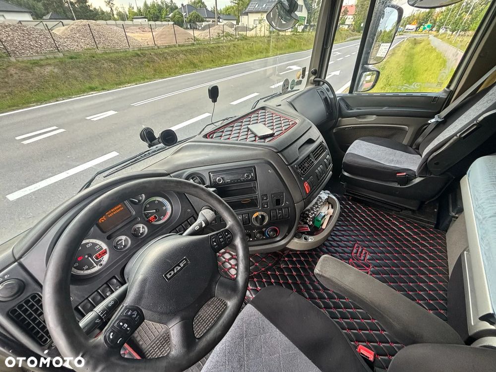 DAF XF - 9