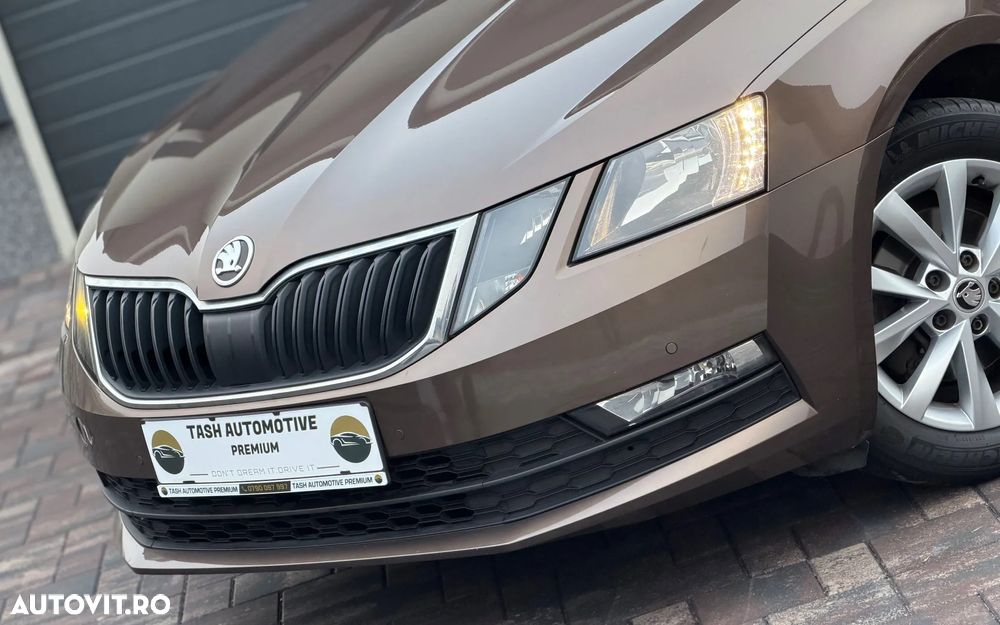 Skoda Octavia Combi 1.5 TGI G-TEC DSG Ambition - 11