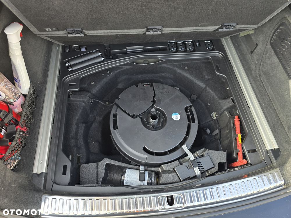 Audi A6 Avant 40 TDI quattro S tronic - 12