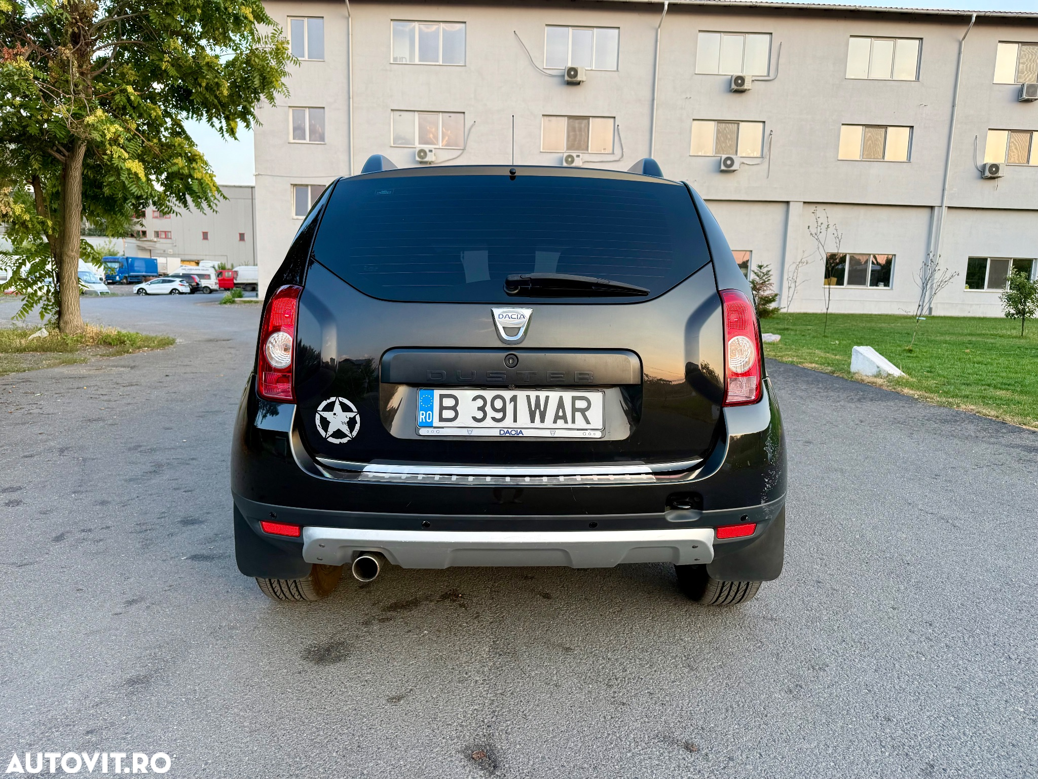 Dacia Duster 1.6 4x2 Laureate - 5
