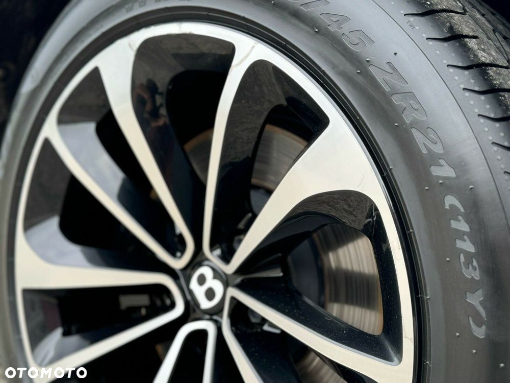 Bentley Bentayga - 13