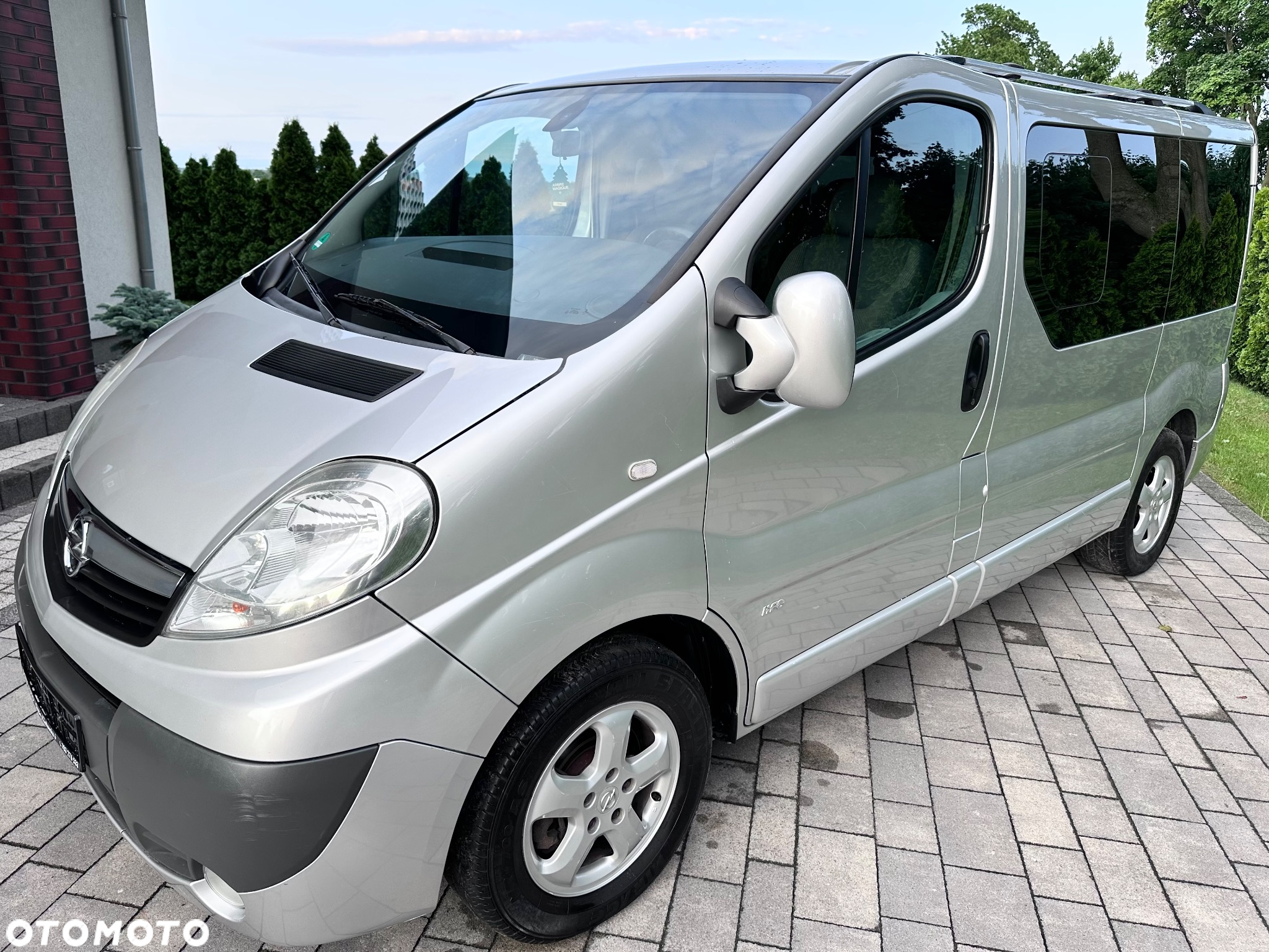 Opel Vivaro 2.5 CDTI L1H1 (Tecshift) Easytronic Life Cosmo - 5