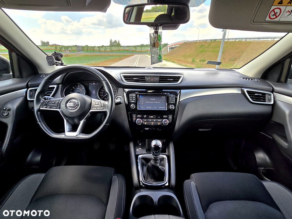 Nissan Qashqai 1.5 dCi N-Connecta - 24
