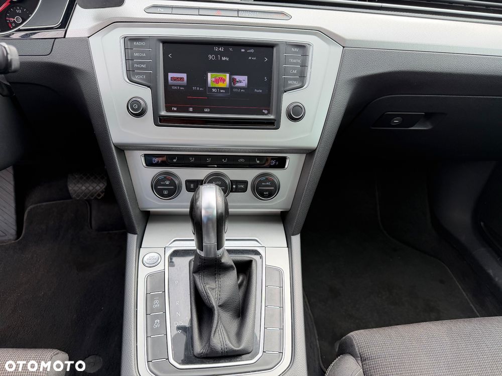 Volkswagen Passat 2.0 TDI BMT Highline DSG - 12