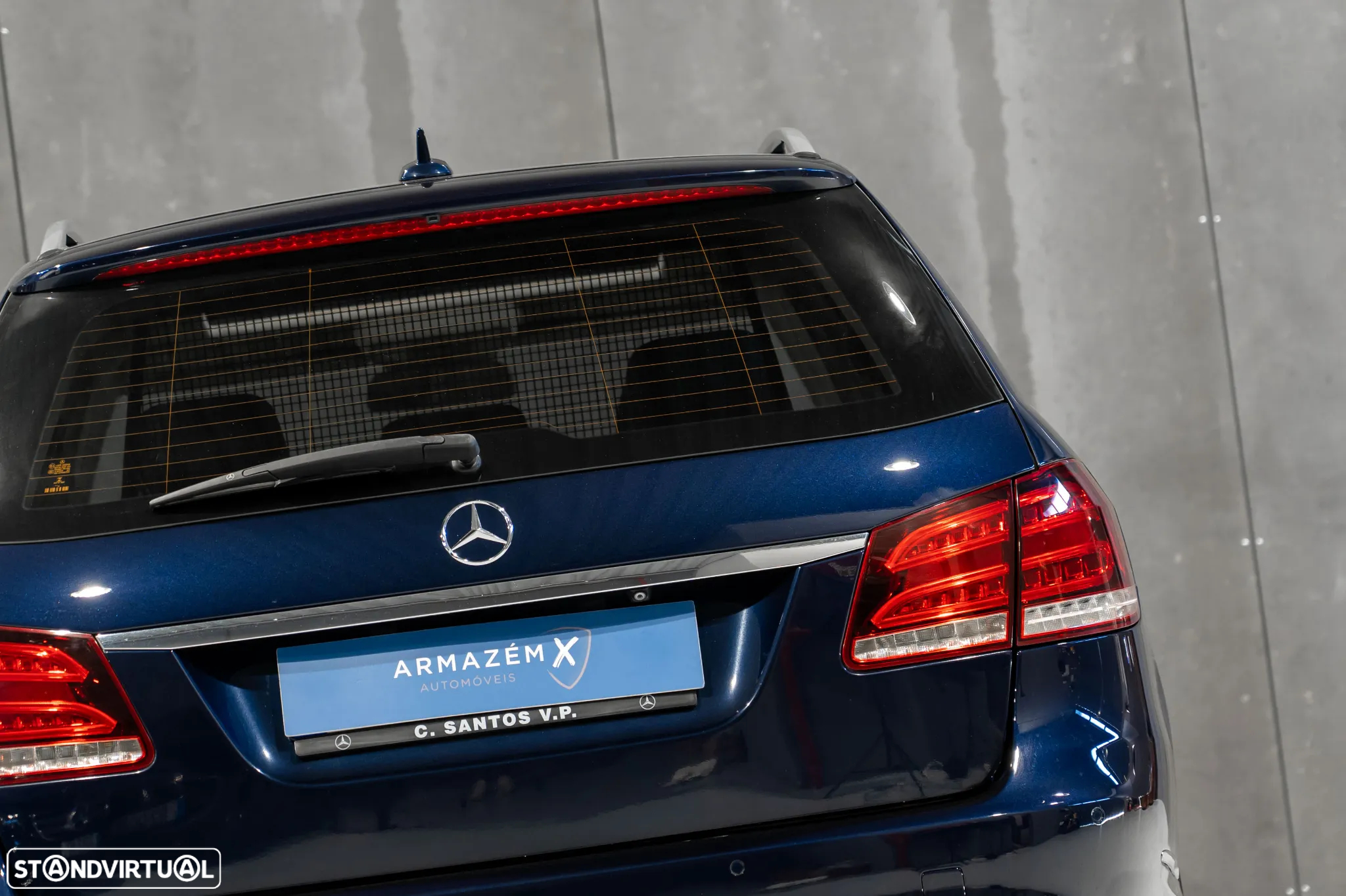 Mercedes-Benz E 300 Bluetec Hybrid Avantgarde - 6