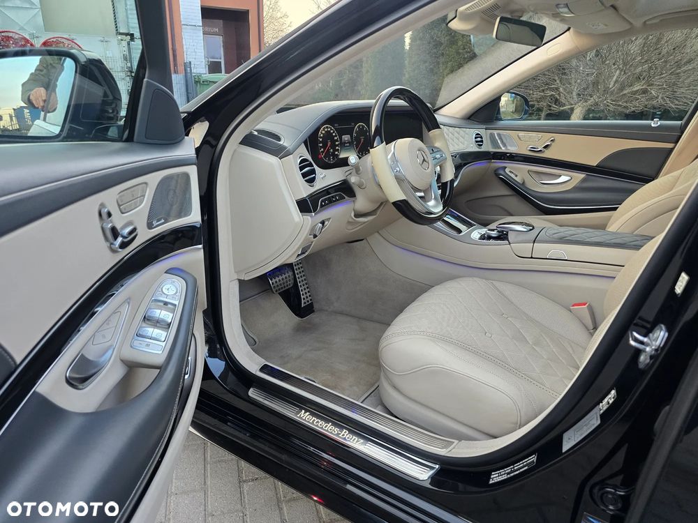 Mercedes-Benz Klasa S 560 4-Matic L 9G-TRONIC - 31