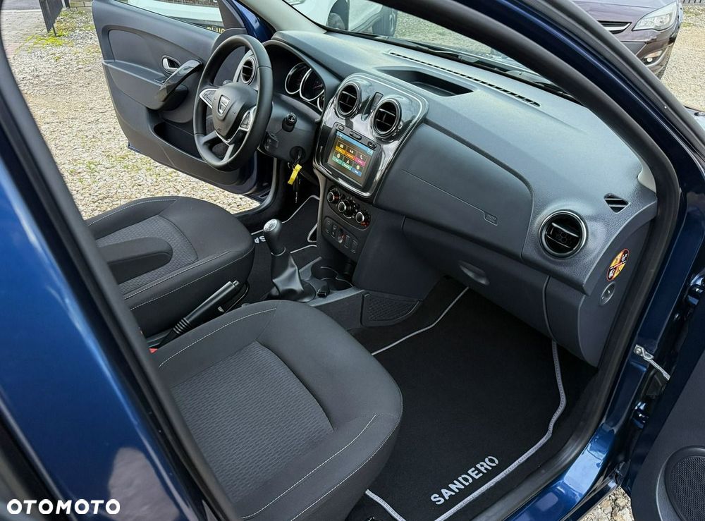 Dacia Sandero 0.9 TCe SL Celebration S&S EU6 - 25