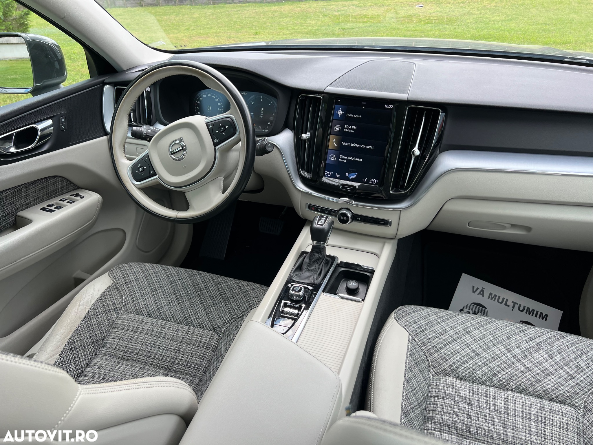 Volvo XC 60 D4 AWD Geartronic RDesign - 7