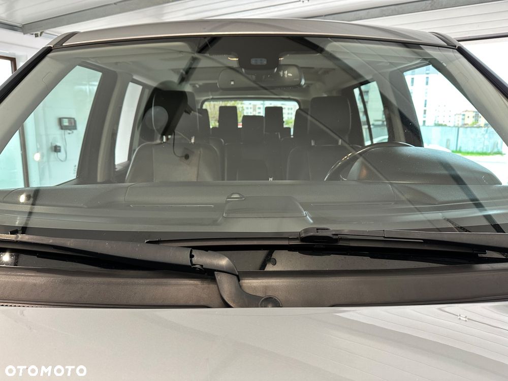 Land Rover Discovery - 19