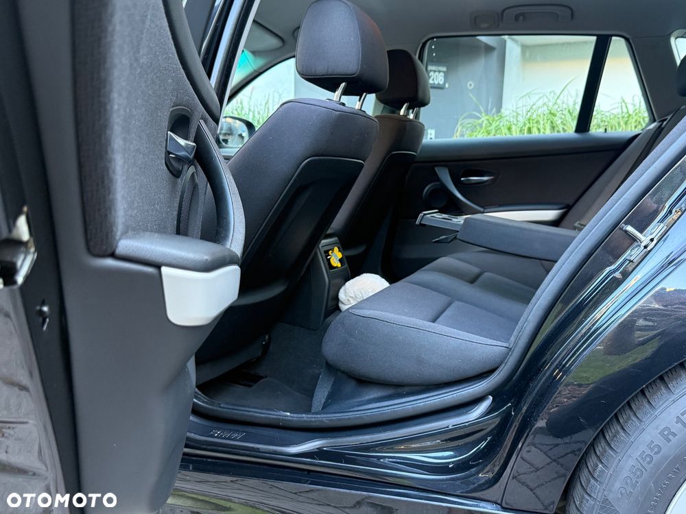 BMW Seria 3 - 14