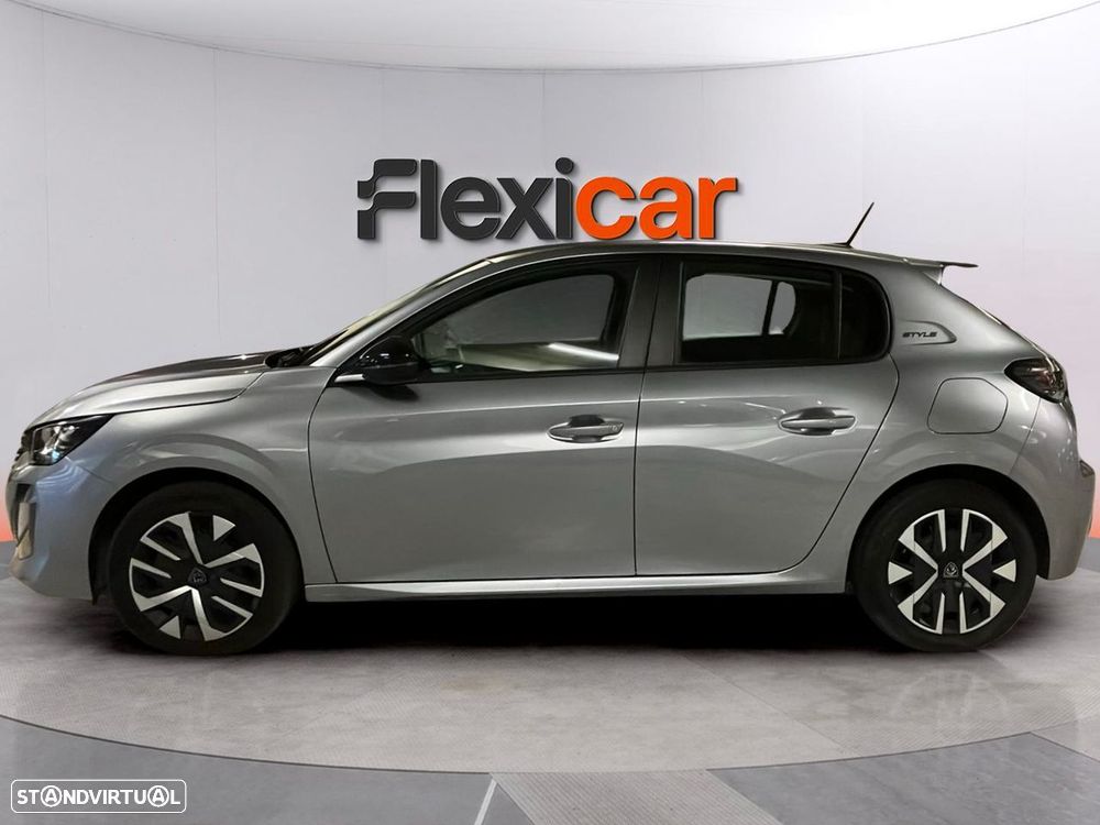 Peugeot 208 - 5