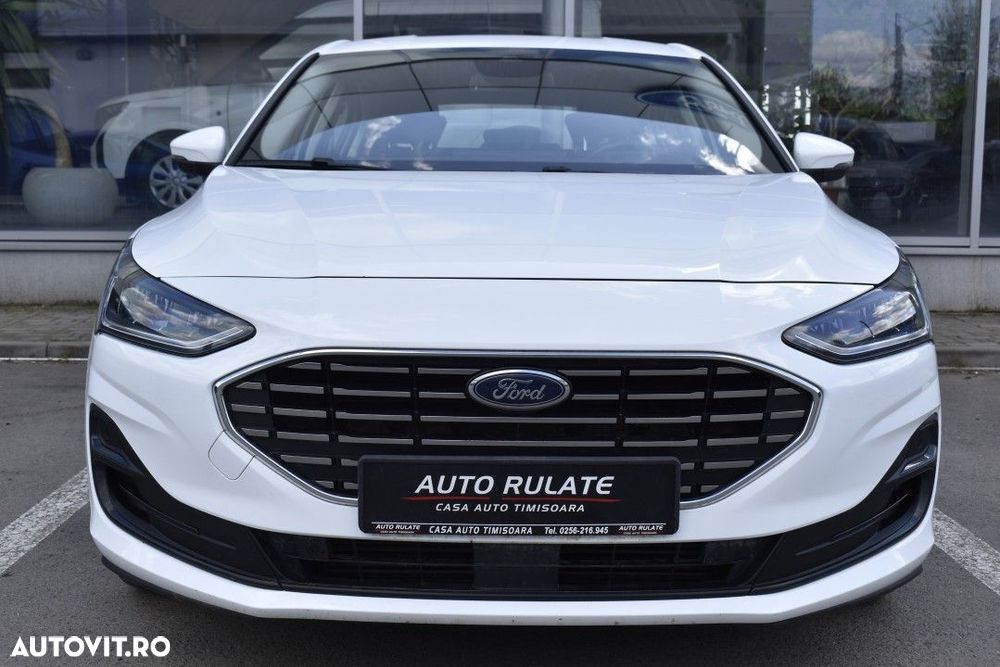 Ford Focus 1.0 EcoBoost 6MT MHEV Titanium - 4