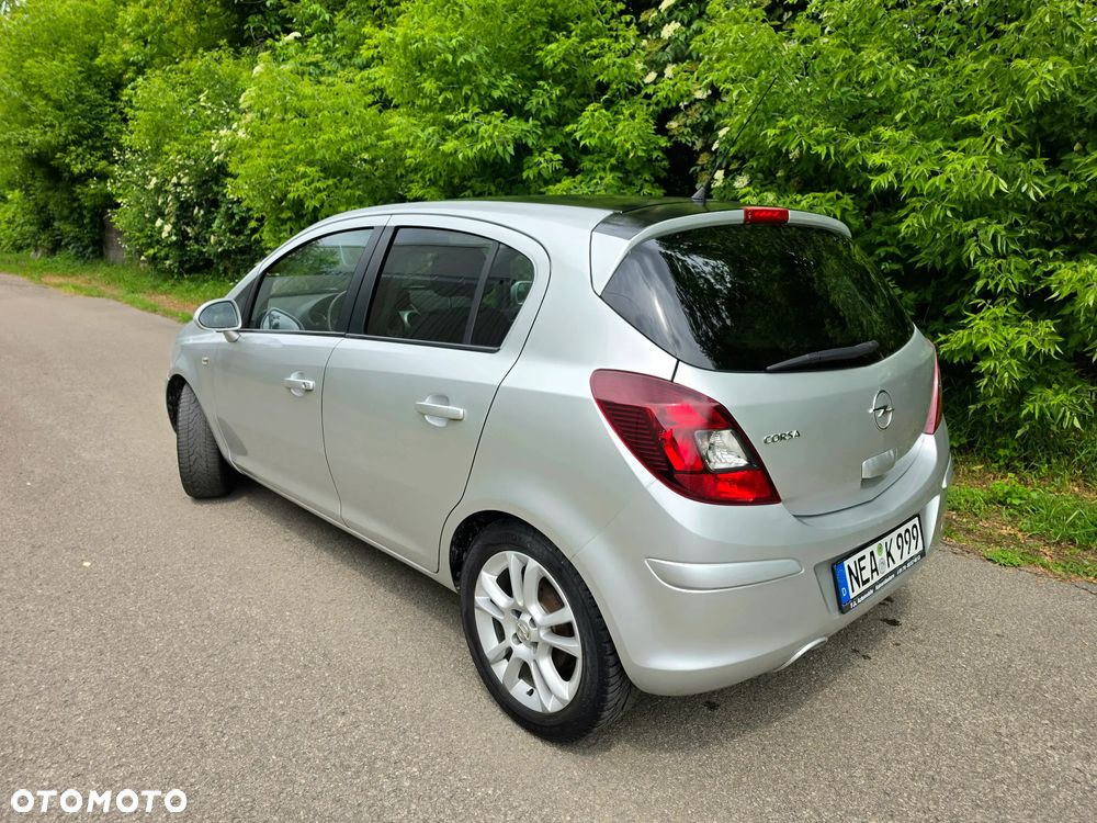 Opel Corsa 1.2 16V Sport - 14