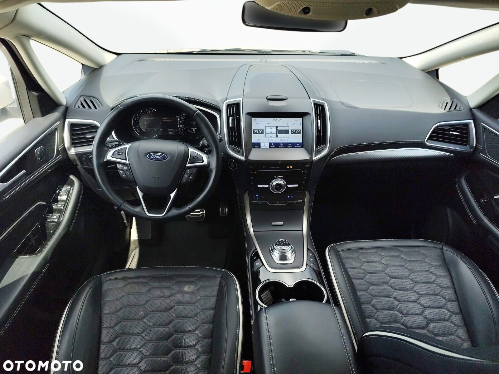 Ford S-Max - 16
