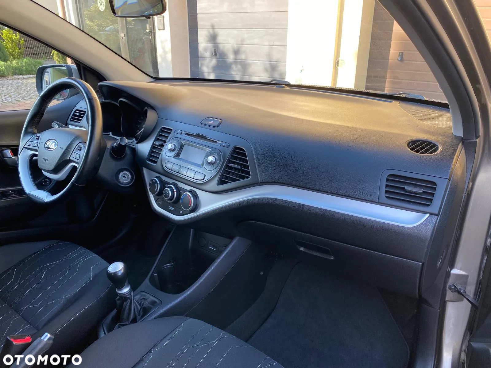 Kia Picanto 1.0 Dream Team Edition - 14