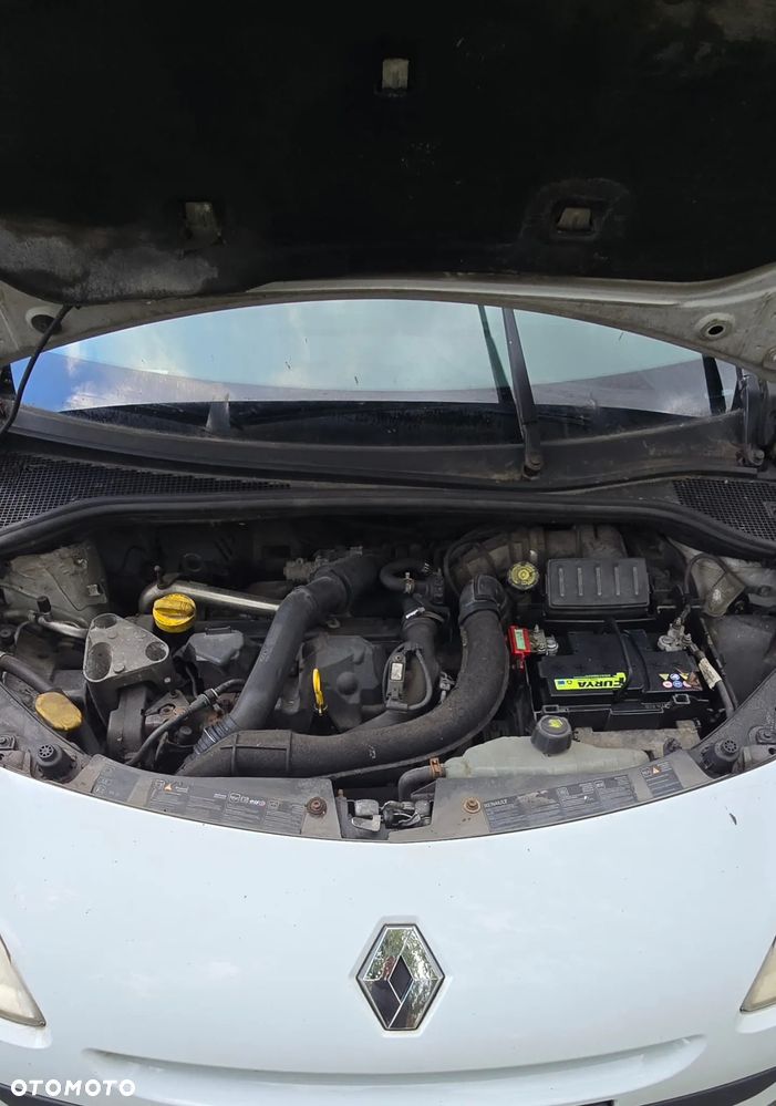 Renault Clio 1.5 dCi Alize - 19