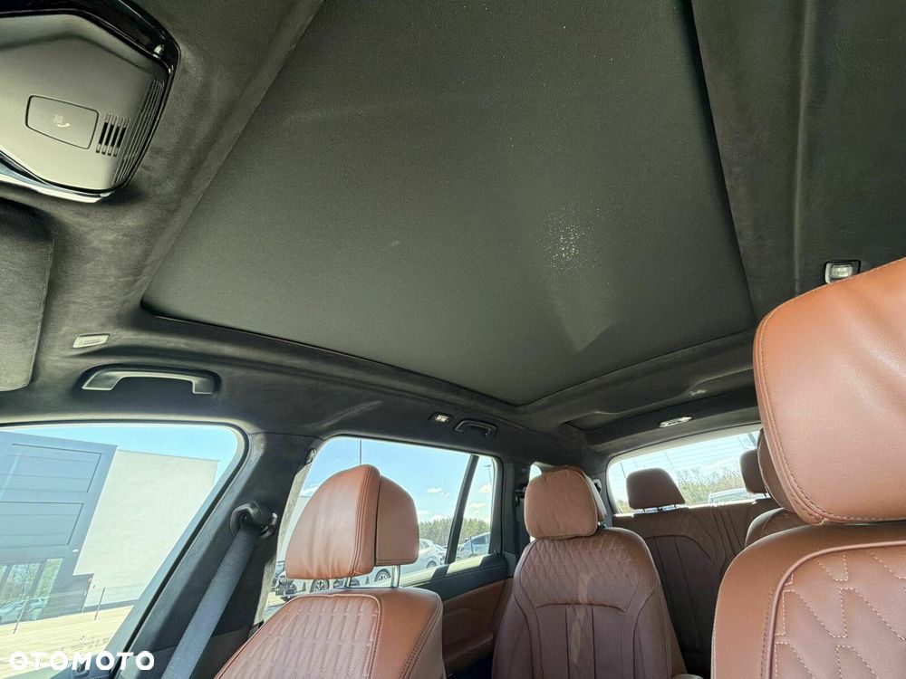 BMW X7 - 37