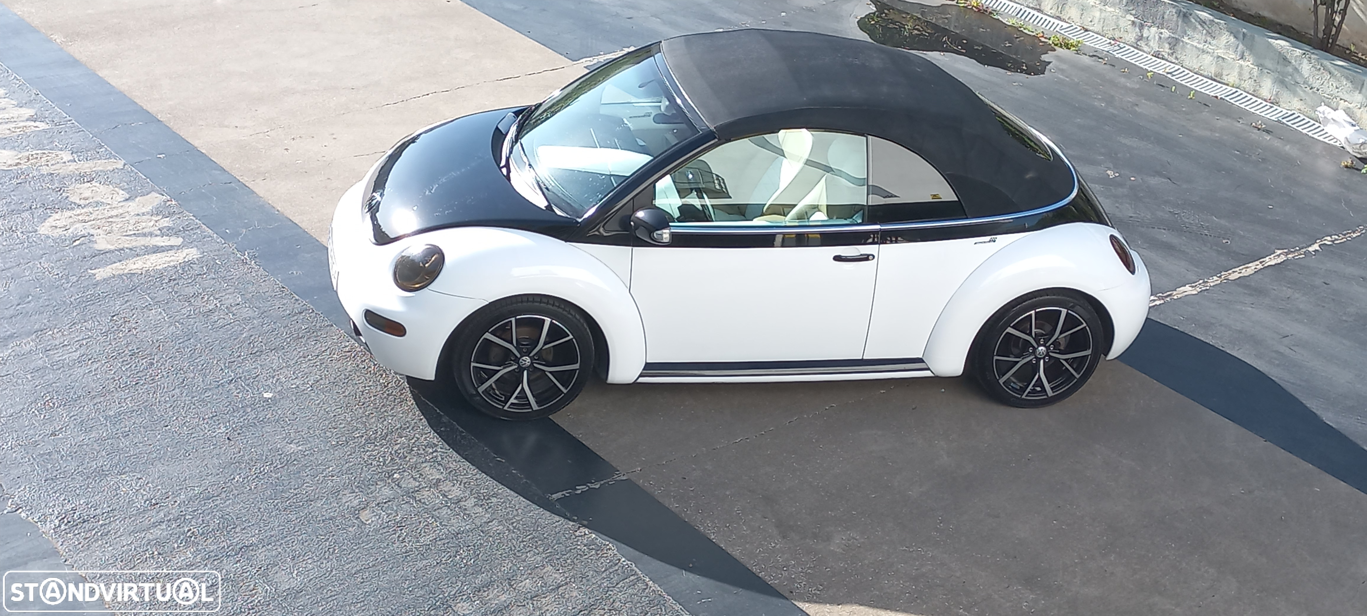 VW New Beetle Cabriolet 1.9 TDi Top Couro - 36