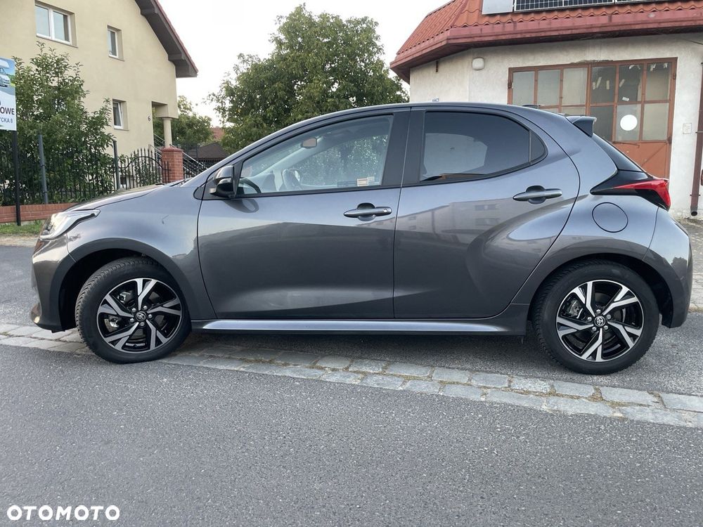 Toyota Yaris Hybrid 1.5 Style - 8