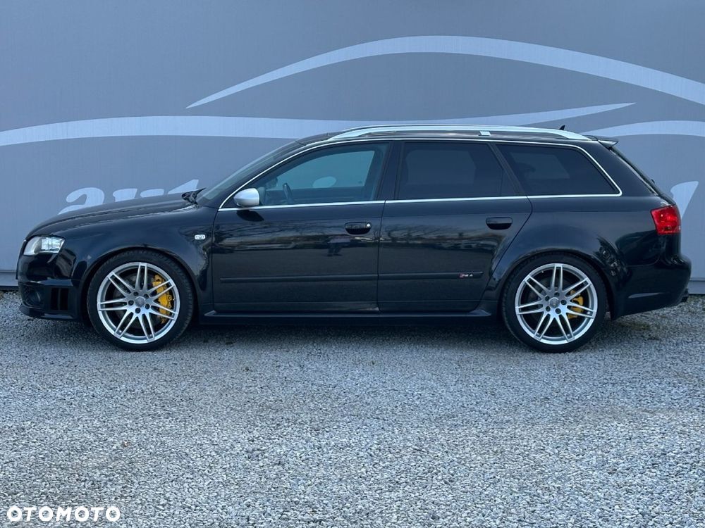 Audi RS4 Avant Avant - 26