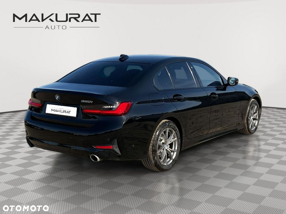 BMW Seria 3 320i Sport Line - 5