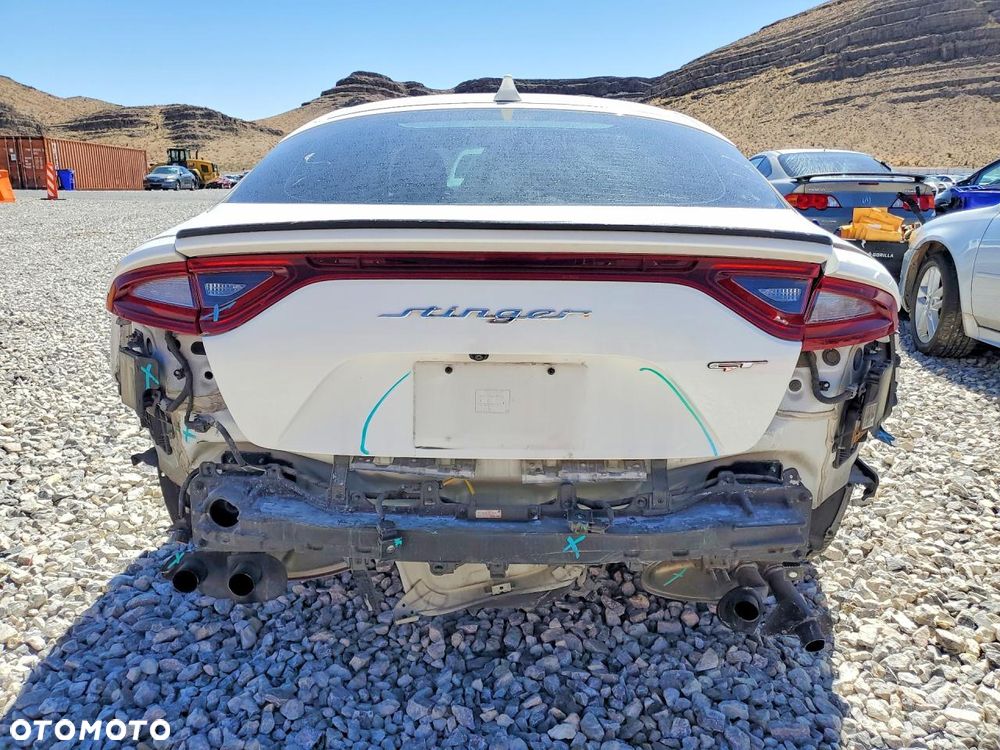 Kia Stinger 3.3 T-GDI AWD GT - 7