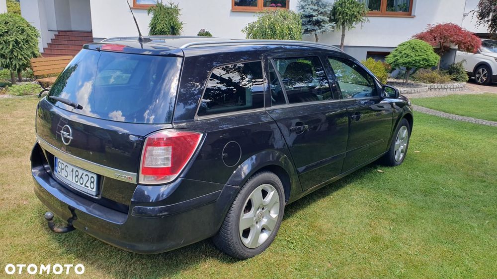 Opel Astra 1.7 CDTI - 9