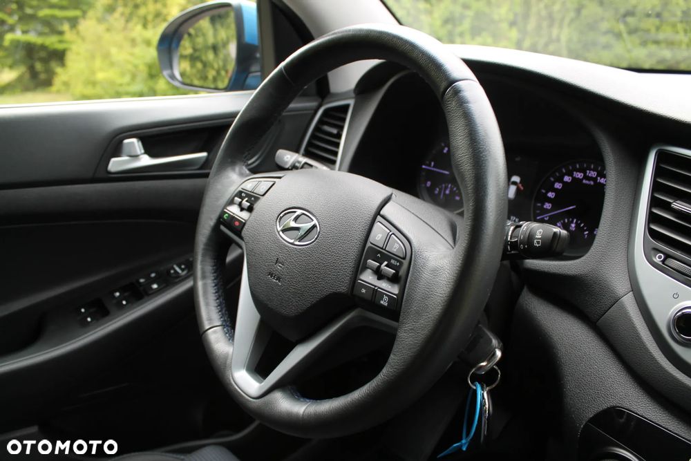 Hyundai Tucson 1.7 CRDI BlueDrive Style 2WD - 35