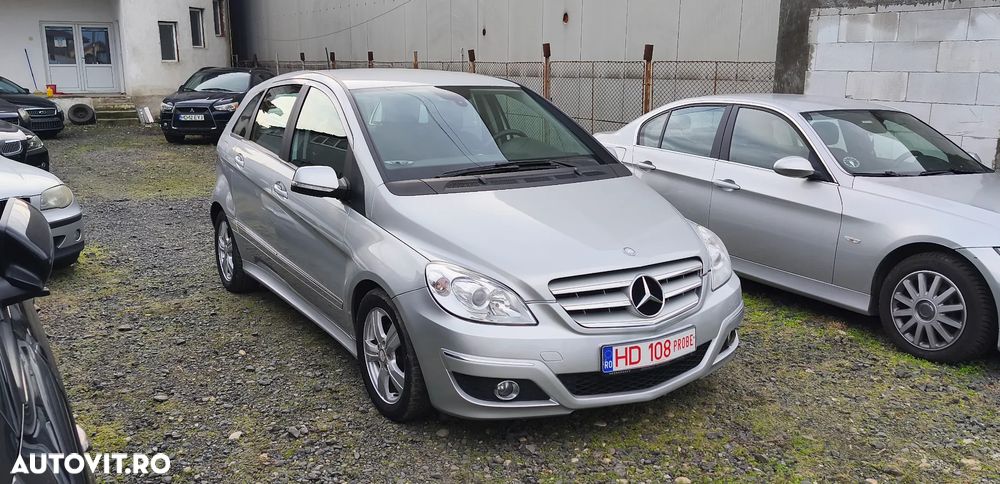 Mercedes-Benz B - 2
