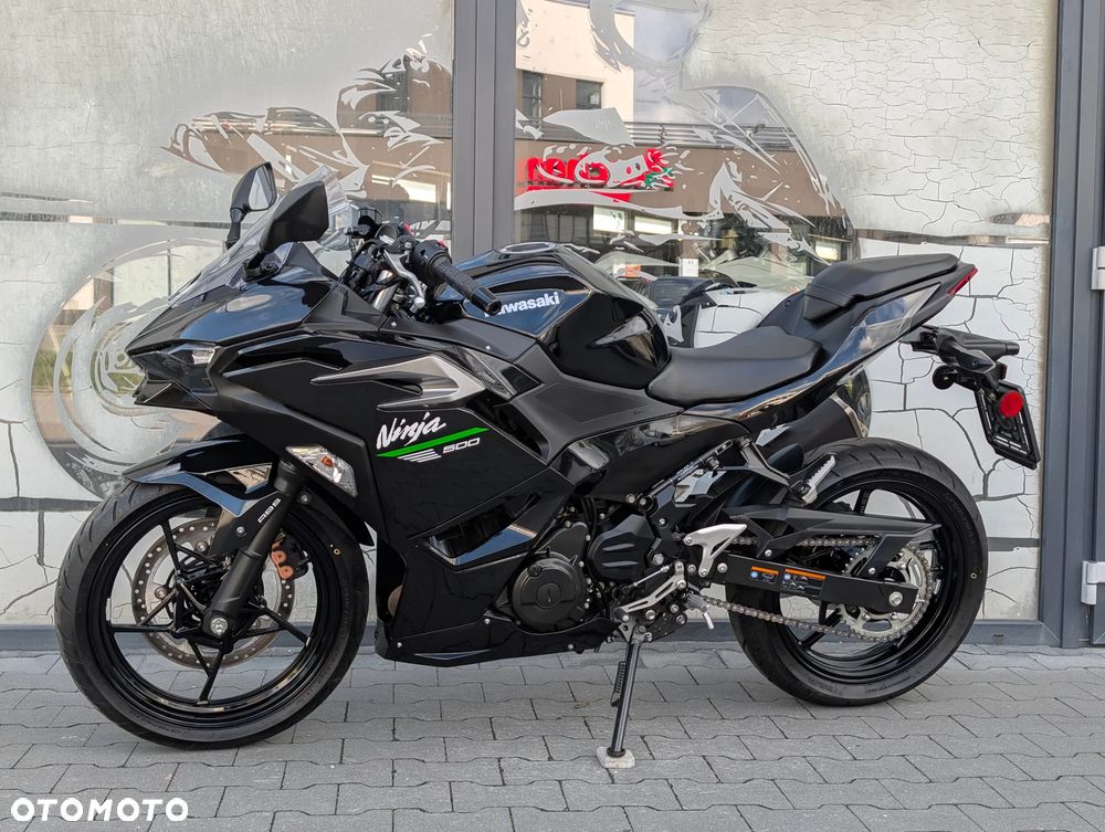 Kawasaki Ninja 500 - 4