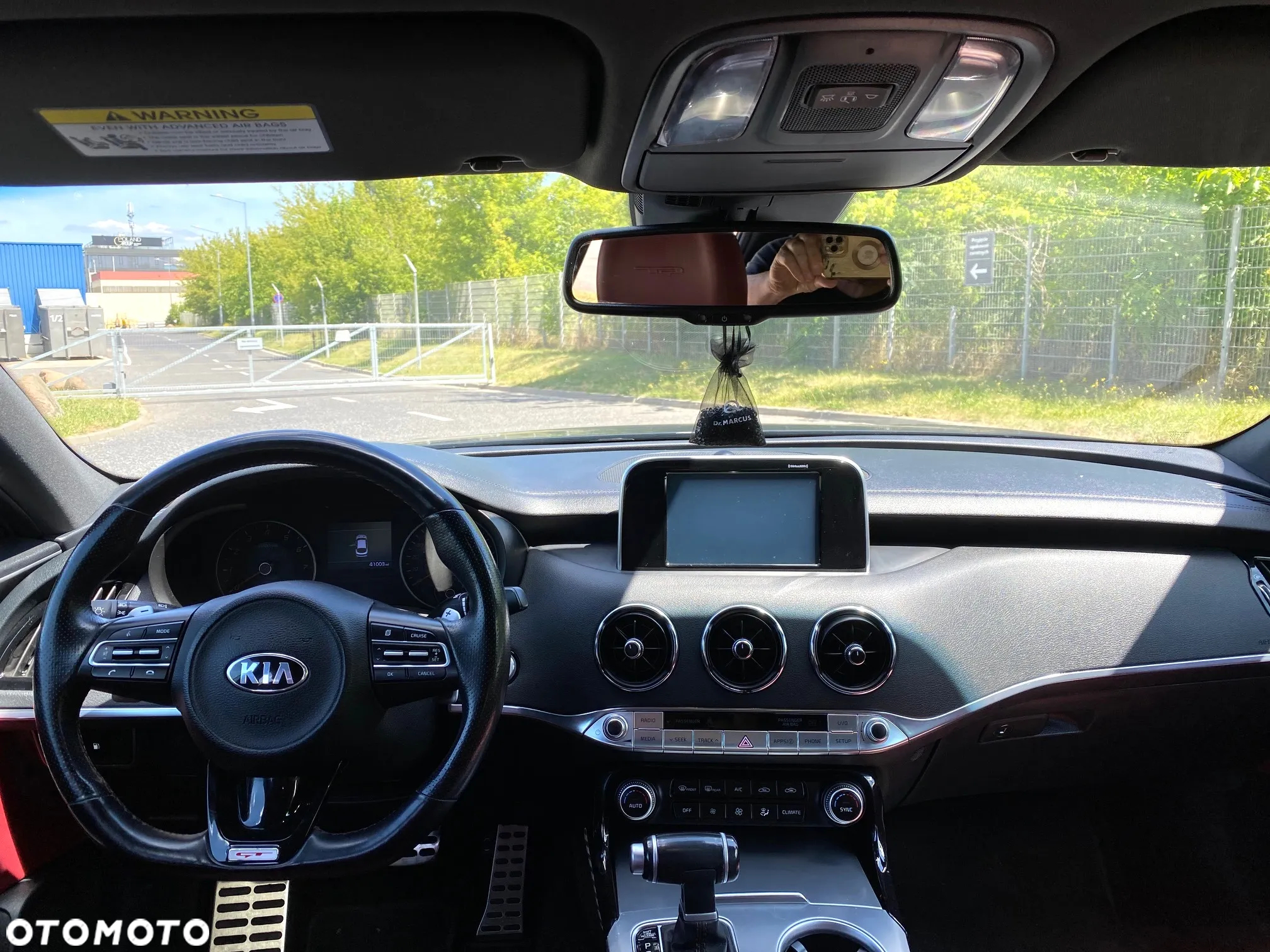 Kia Stinger - 9