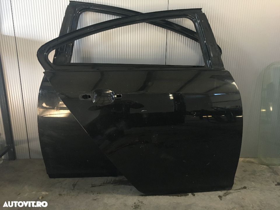 usa spate Opel Insignia,an fabr 2012 - 1