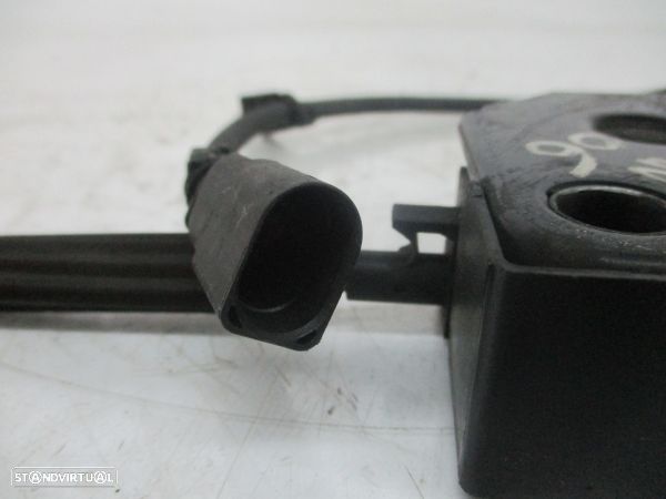 Fecho Capot Volkswagen Touran (1T1, 1T2) - 4